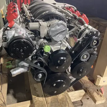 New LS crate engine on a pallet ready to go in